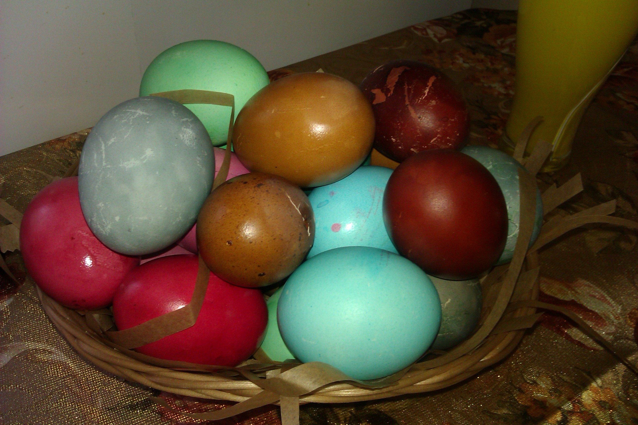 Популярные способы покраски яиц к Пасхе