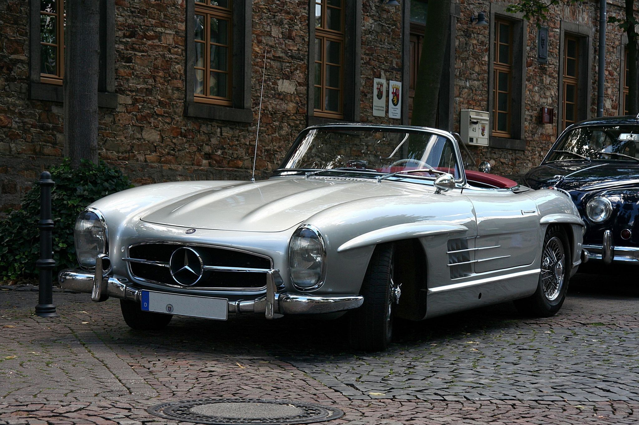 mercedes benz 300 sl roadster